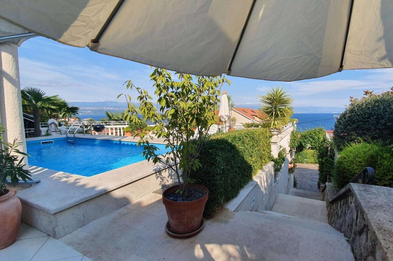 Family Friendly Apartments With A Swimming Pool Lovran, Opatija - 14178 Exteriör bild