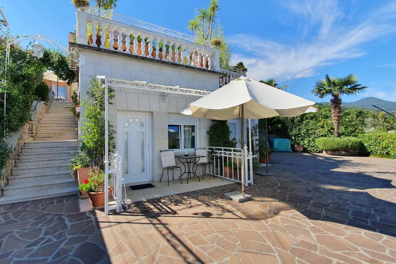 Family Friendly Apartments With A Swimming Pool Lovran, Opatija - 14178 Exteriör bild