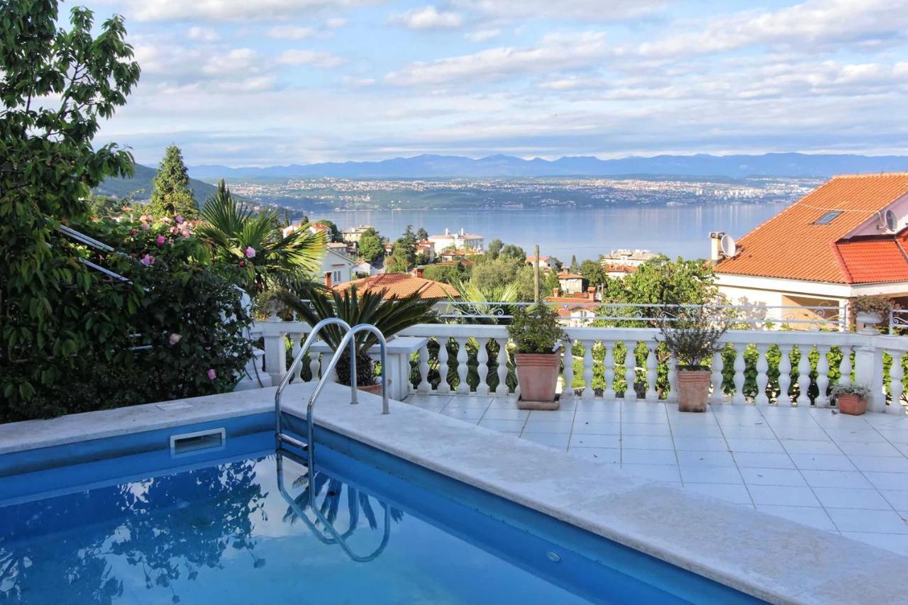 Family Friendly Apartments With A Swimming Pool Lovran, Opatija - 14178 Exteriör bild