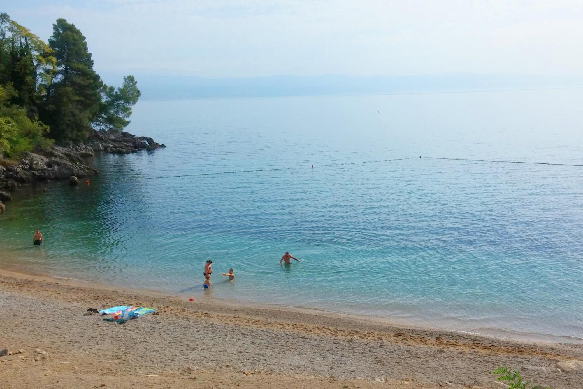 Family Friendly Apartments With A Swimming Pool Lovran, Opatija - 14178 Exteriör bild
