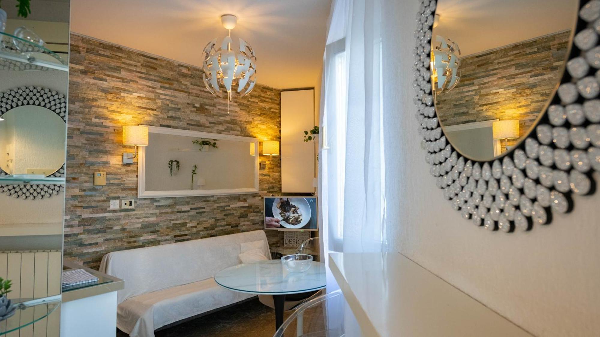 Family Friendly Apartments With A Swimming Pool Lovran, Opatija - 14178 Exteriör bild