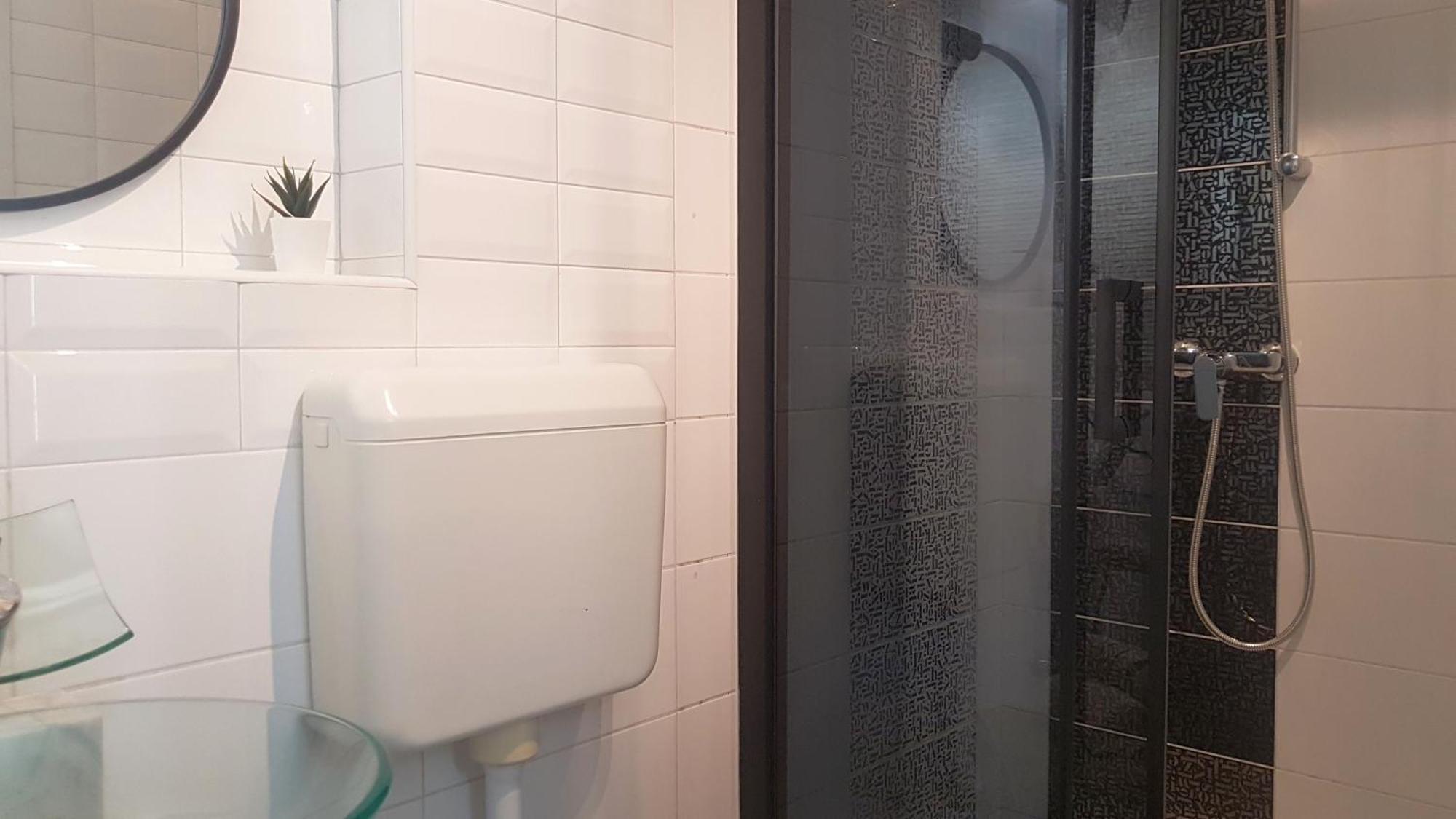 Family Friendly Apartments With A Swimming Pool Lovran, Opatija - 14178 Rum bild