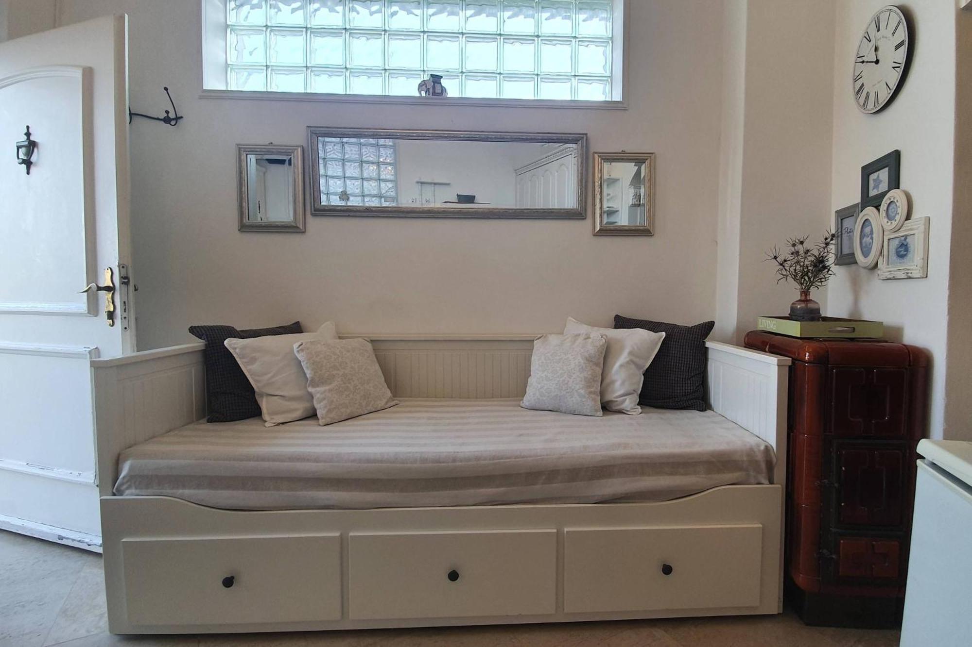 Family Friendly Apartments With A Swimming Pool Lovran, Opatija - 14178 Rum bild