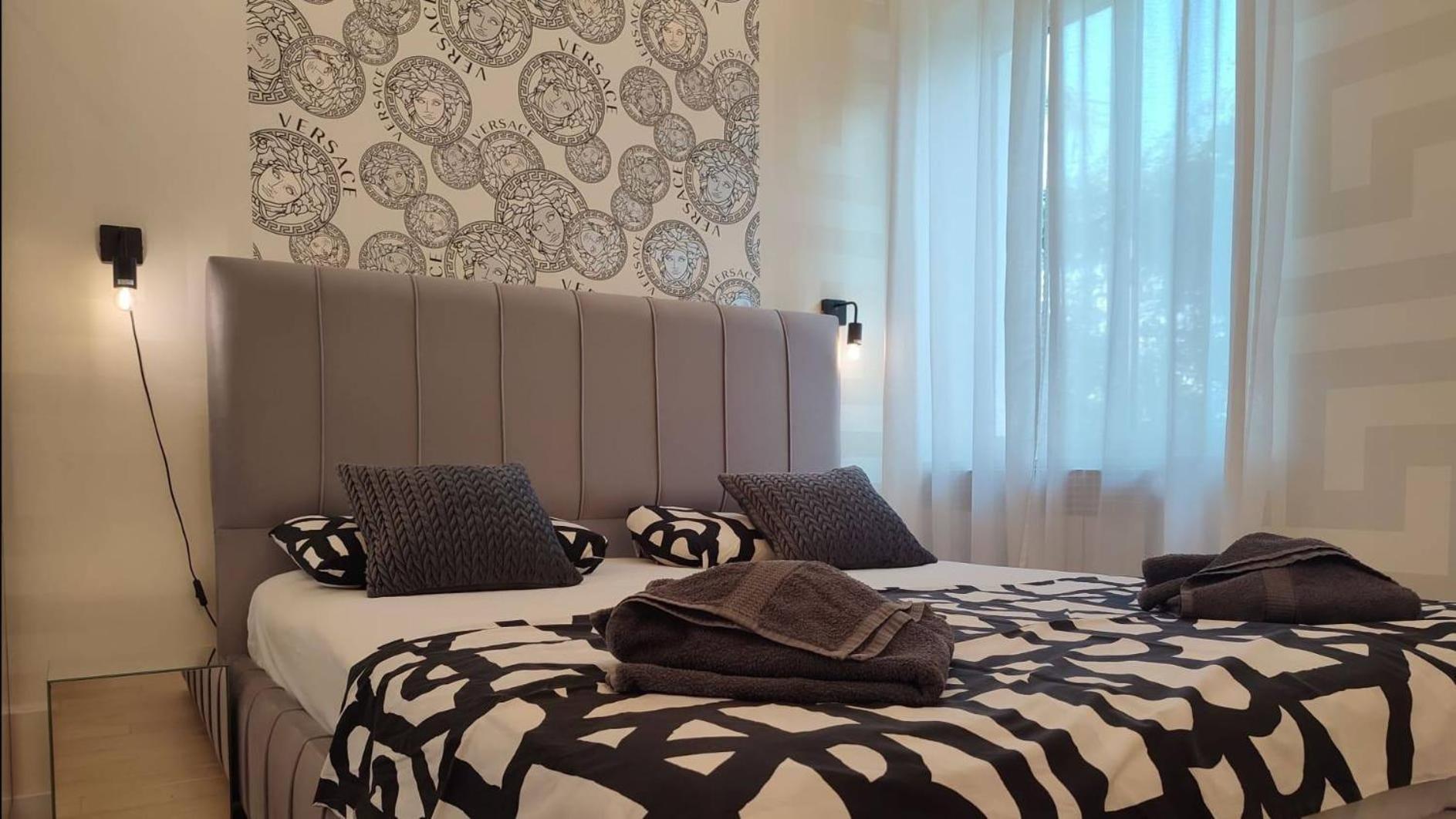 Family Friendly Apartments With A Swimming Pool Lovran, Opatija - 14178 Rum bild